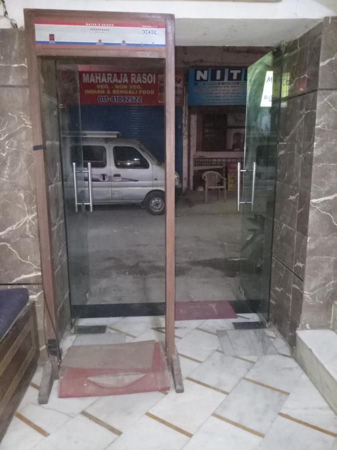 Hotel Diplomat Inn New Delhi Bagian luar foto